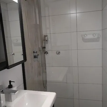 Bumerang Проживание в семье *